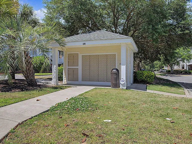 670 Riverwalk Dr #302 — Photo 29