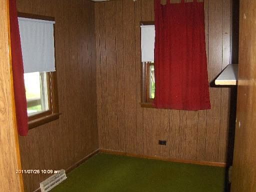 4th image of 1409 N Oak Ave
