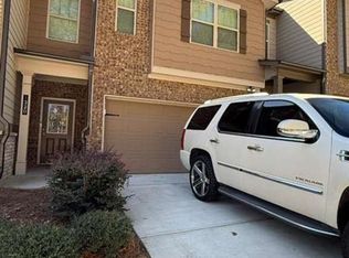 1320 Sugar Glen Ct, Lawrenceville, GA 30044