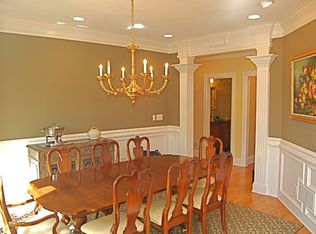 210 Milano Dr SW, Atlanta, GA 30331