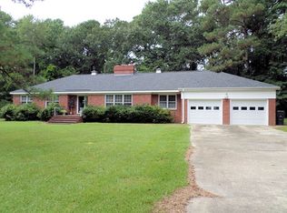 101 Armstrong Dr, Goldsboro, NC 27530