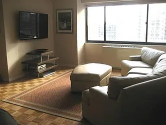 Rented by Plaza Real Estate Group