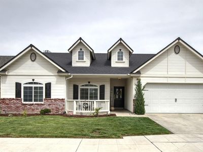 6532 E Raco Ave, Fresno, CA, 93727