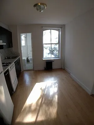 Rented by BRICK & GALO REALTY CORP | media 14