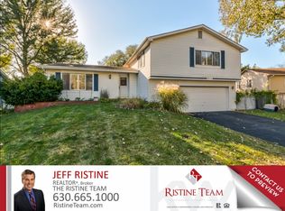 844 Coral Ave, Bartlett, IL 60103