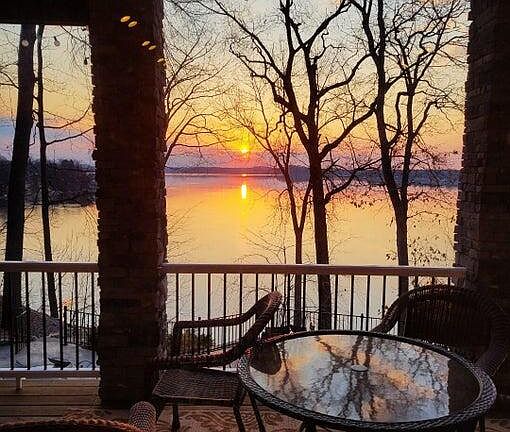 3rd image of 2307 Tecumseh Dr