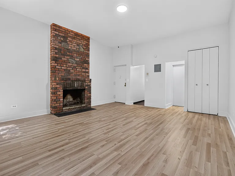 151 W 87th St #2D — Photo 10