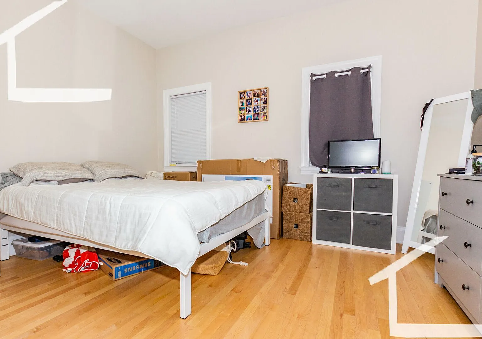 Small 2 Bed In Allston.... Price Reflect The Size Of The Apartment — Photo 4
