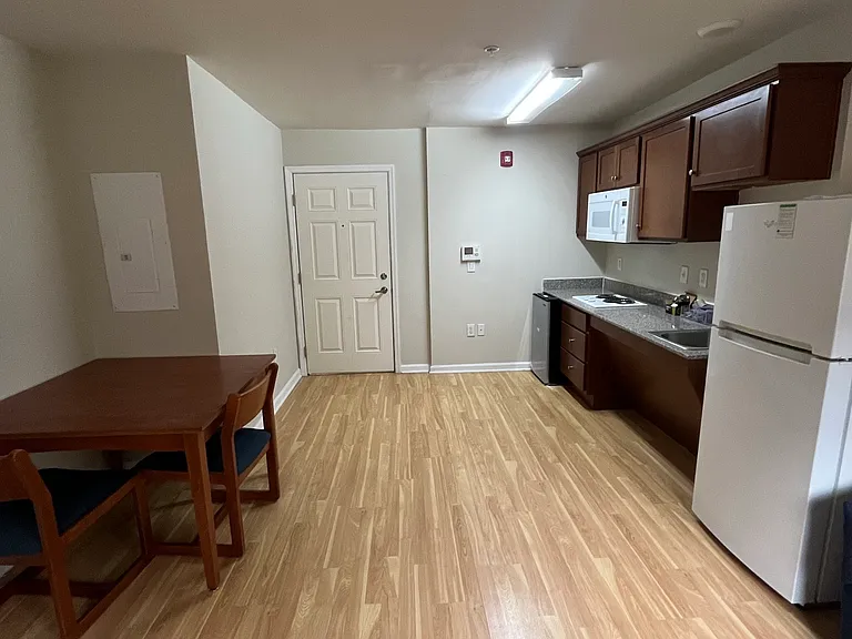 165-169 Barclay St #305 — Photo 6