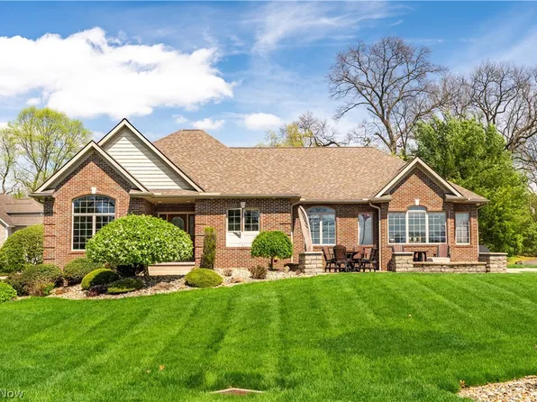 4101 Cove Cir NW, Canton, OH 44708