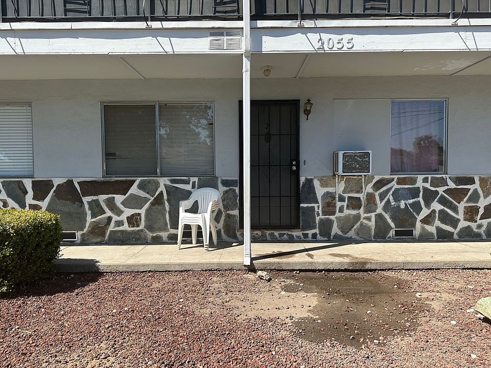 2nd image of 2055 Richard Way APT 2
