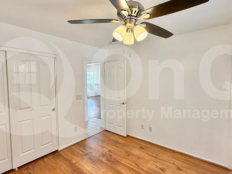 27822 N 47th St — Photo 20