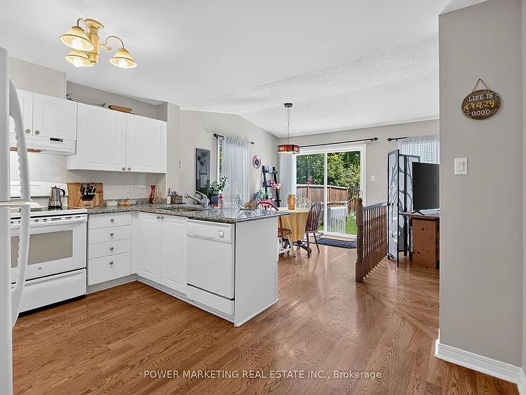 6886 Edgar Brault St — Photo 16