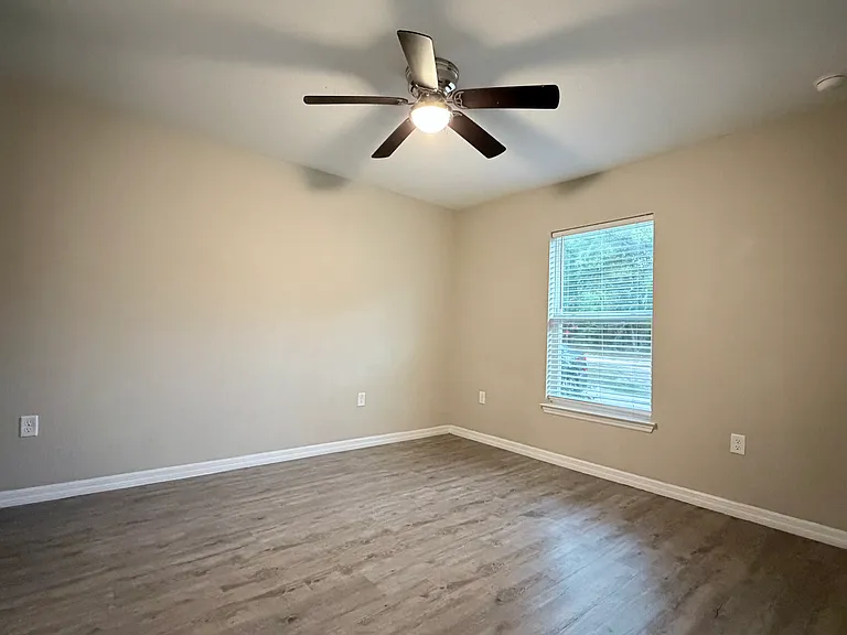 14445 SW 22nd Pl — Photo 5