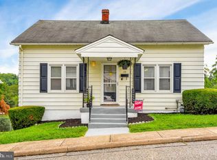 72 Sycamore St, Westminster, MD 21157