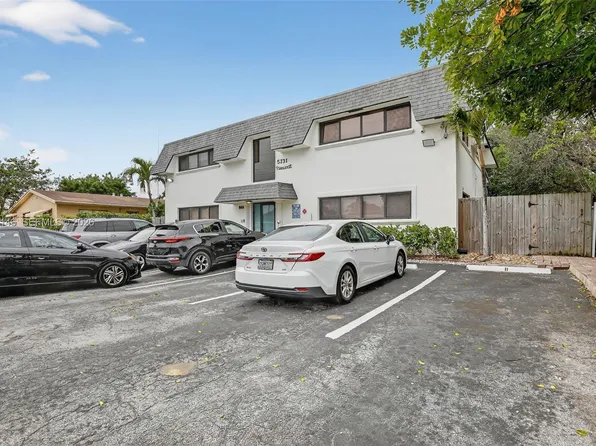 5731 NE 18th Ave APT 6, Fort Lauderdale, FL 33334