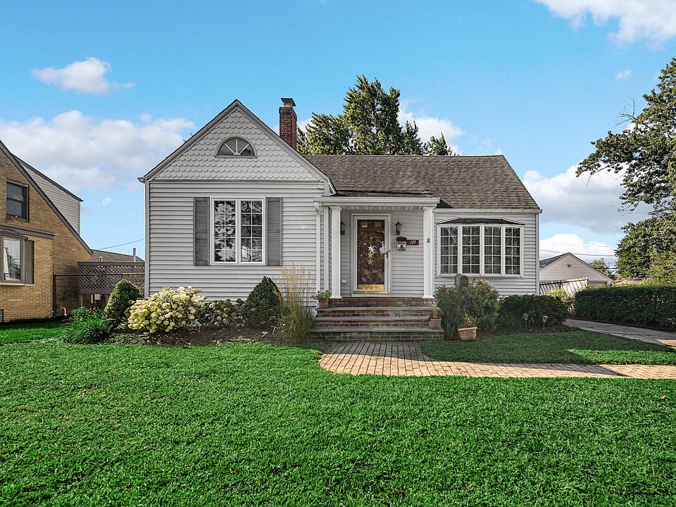 1st image of 2826 Garfield Ave