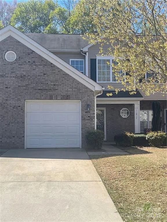 2 bed, 2.5 bath, 1451 sqft, $1,950 — Photo 1