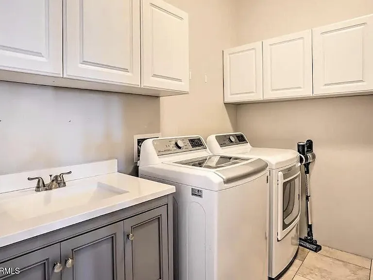 13639 E Hedgehog Pl — Photo 27