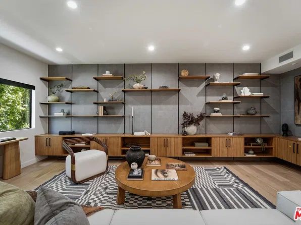 234 S Tower Dr APT 4, Beverly Hills, CA 90211