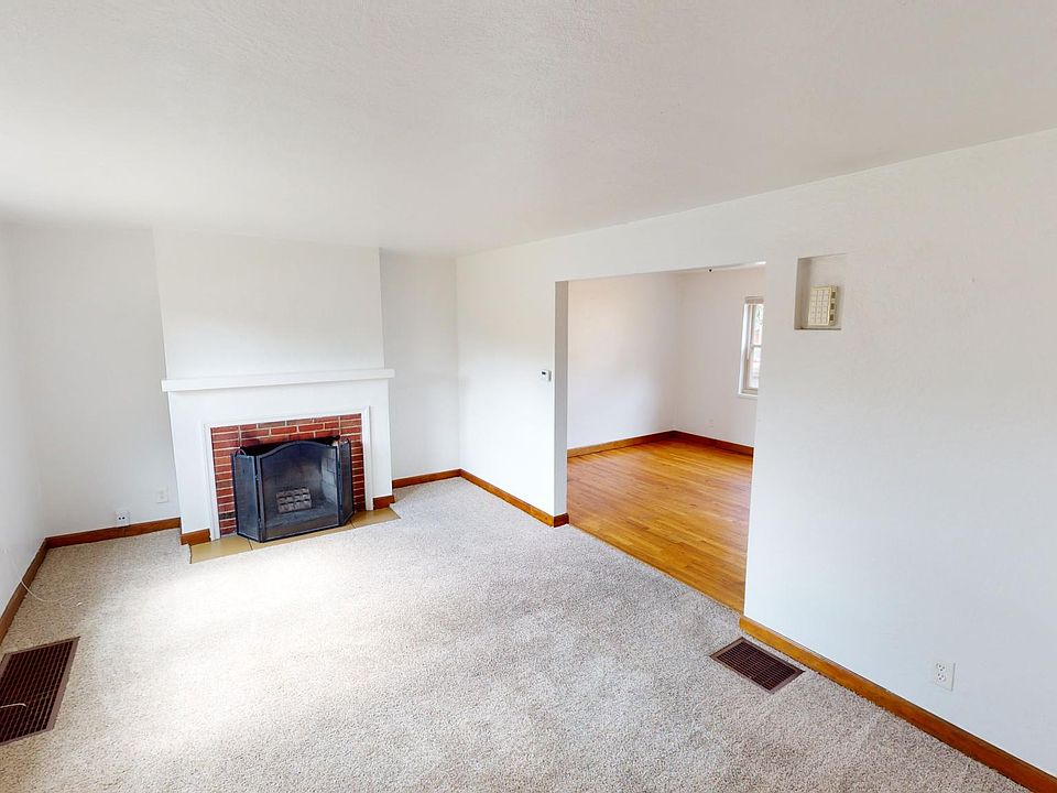 1st image of 633 Jefferson St