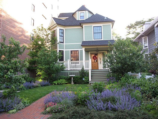1st image of 5546 S Dorchester Ave