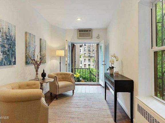 3rd image of 338 W 72nd St APT 1