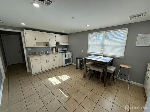 1026 Riverton St, North Brunswick, NJ 08902