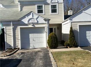 46 Quail Ct, Manorville, NY 11949
