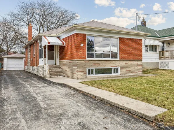 131 Brenda Cres, Toronto, ON M1K 3C8