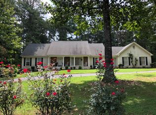 1031 Marthas Way SE, Conyers, GA 30013