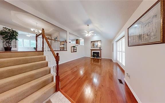 5th image of 4904 Creek Crossing Dr