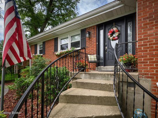 4706 Clarmar Rd, Jeffersontown, KY 40299