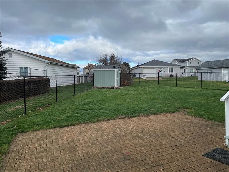 224 Spruce St, Mount Pleasant, PA 15666 Zillow