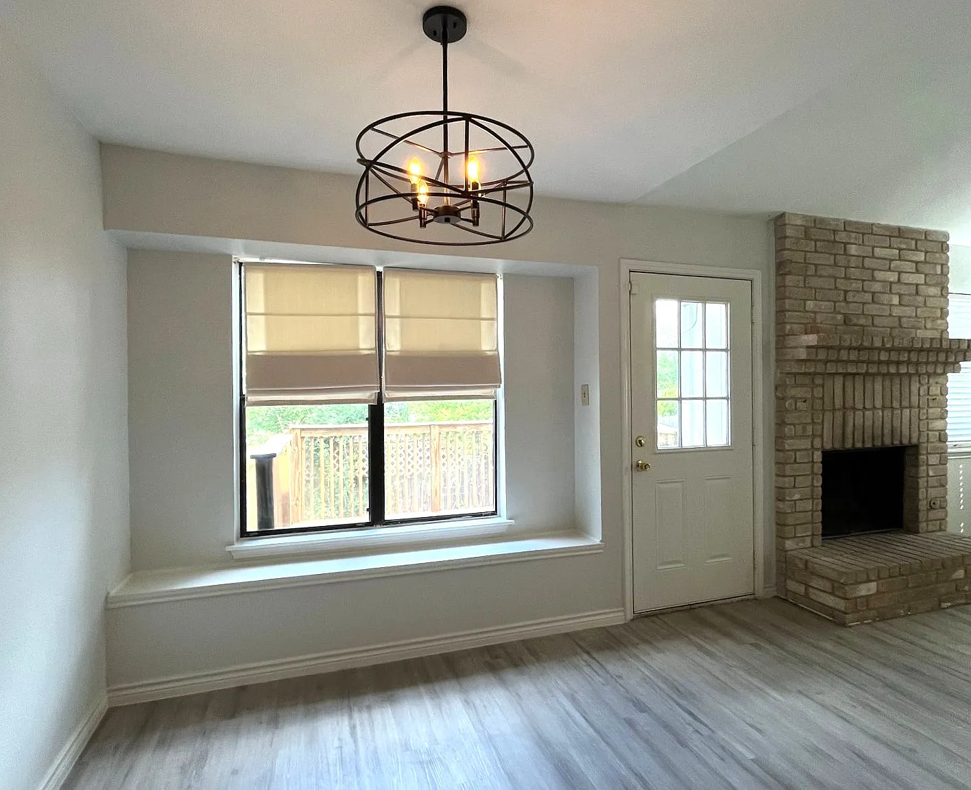 3 bed, 1210 sqft, $1,675 — Photo 4