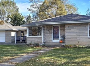 536 Parkovash Ave, South Bend, IN 46617