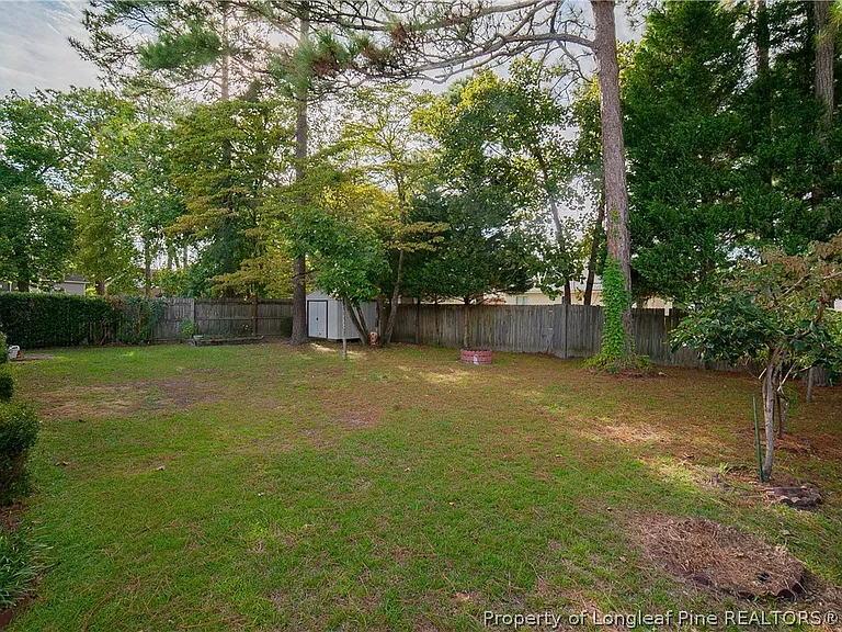 6440 Brookshire St — Photo 10