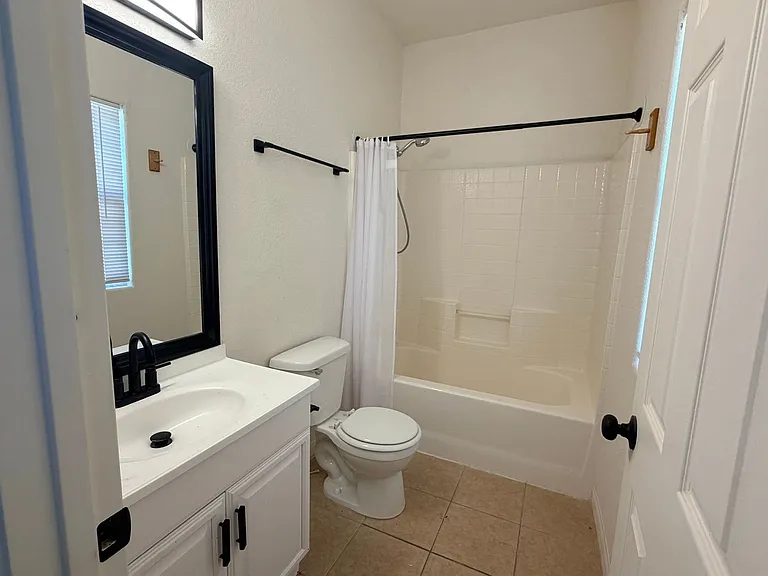 8160 Kalmia Ave — Photo 11