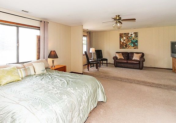 5th image of 1073 Martingale Dr