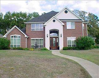 1st image of 102 Chinquapin Ct