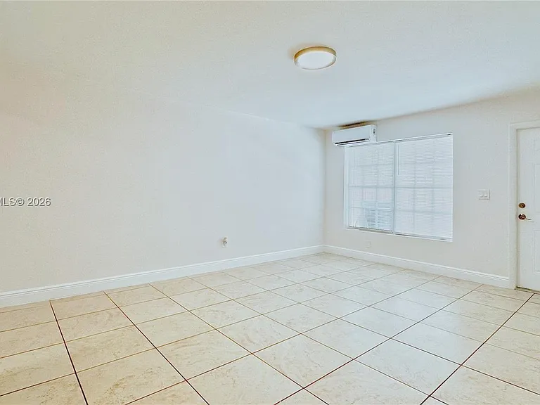 286 NW 39th St #288 — Photo 22