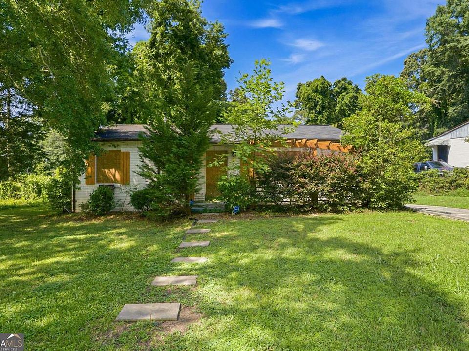 1st image of 230 Argus Cir NW