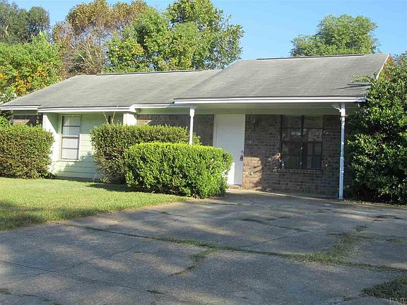 3rd image of 716 Brook Meadow Ln
