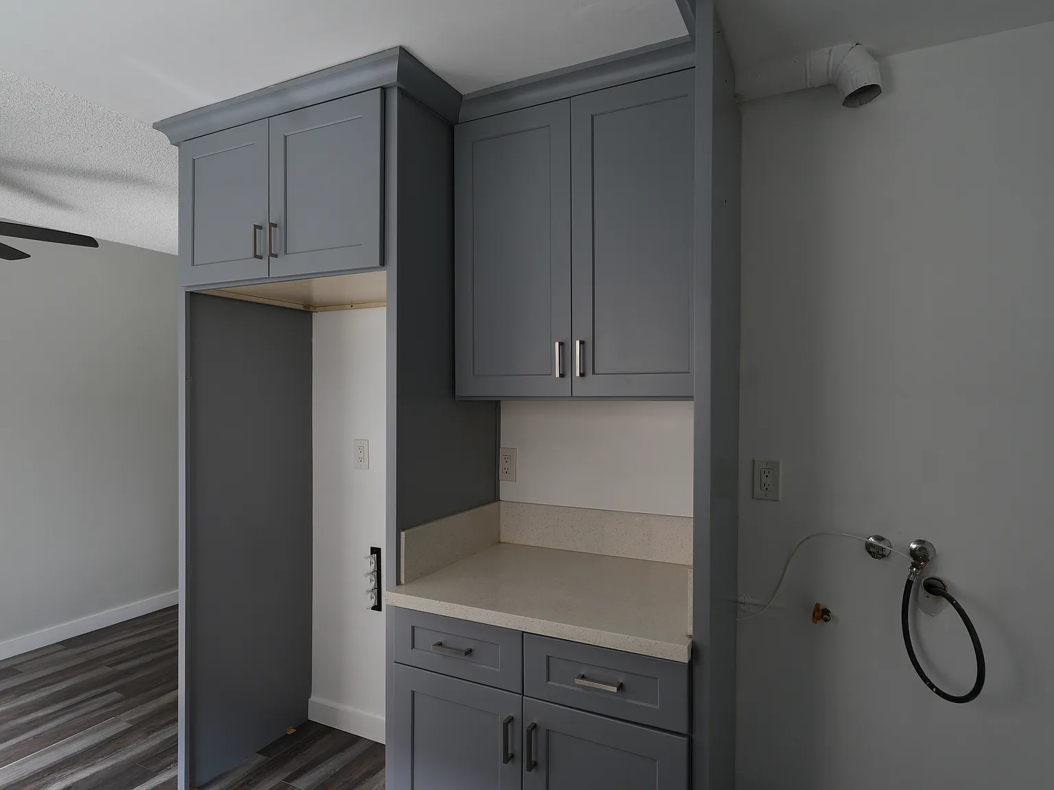 2 bed, $2,400 — Photo 3
