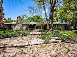 2620 Abington Rd, Columbus, OH 43231