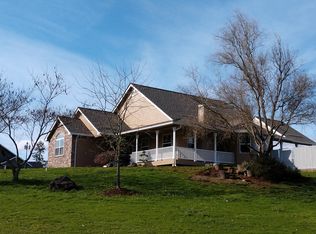 1210 Wild River Dr, Roseburg, OR 97470