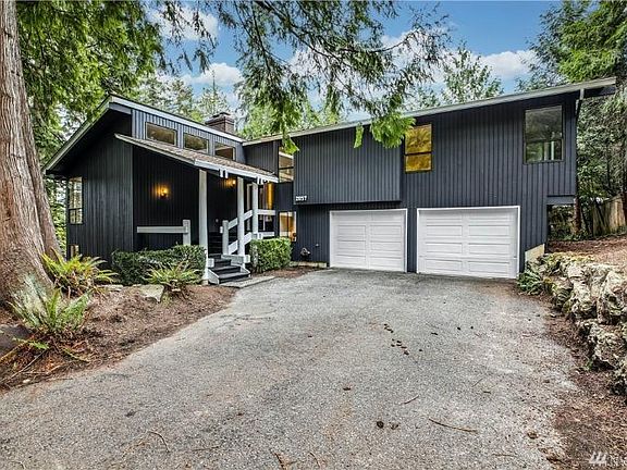 2nd image of 2857 W Lake Sammamish Pkwy NE