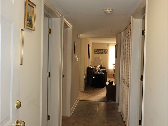 2nd image of 1408 Northlake Dr