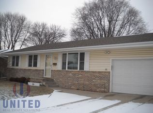 319 E 34th St, South Sioux City, NE 68776