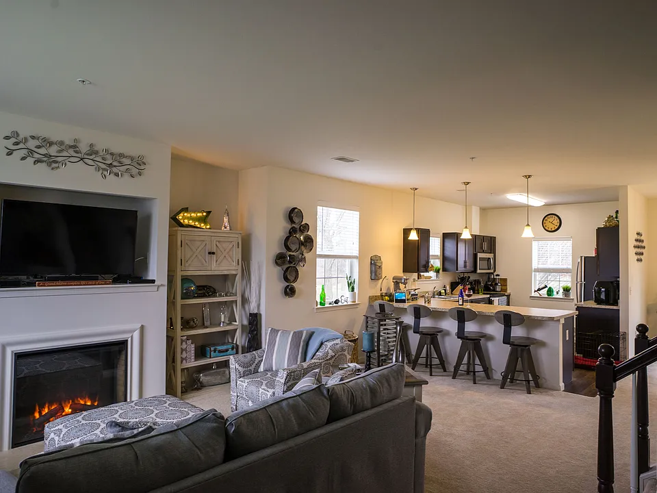 Cambridge Townhouse Living Room and Kitchen